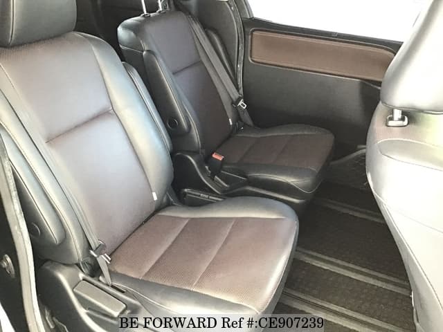 Toyota ESQUIRE HYBRID GI — фото 4