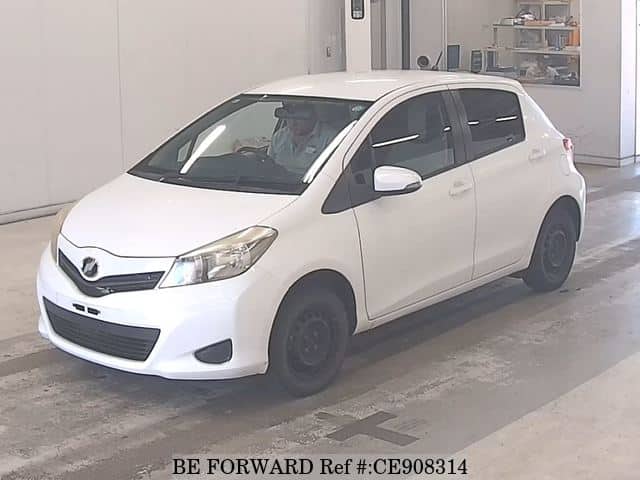 Toyota VITZ F — фото 1