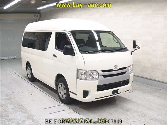 Toyota HIACE VAN DX — фото 1