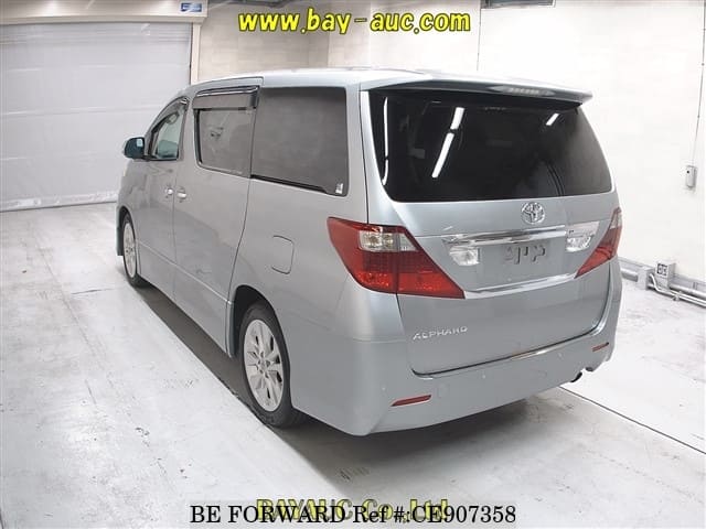 Toyota ALPHARD 240S — фото 2
