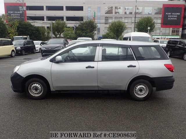 2021 Nissan Ad, photo 2 of 3