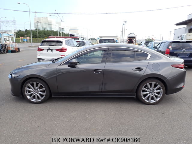 2021 Mazda Mazda3, photo 2 of 3