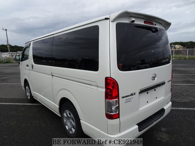 Toyota REGIUSACE VAN SUPER GL DARK PRIME MULTI ROLE — фото 3