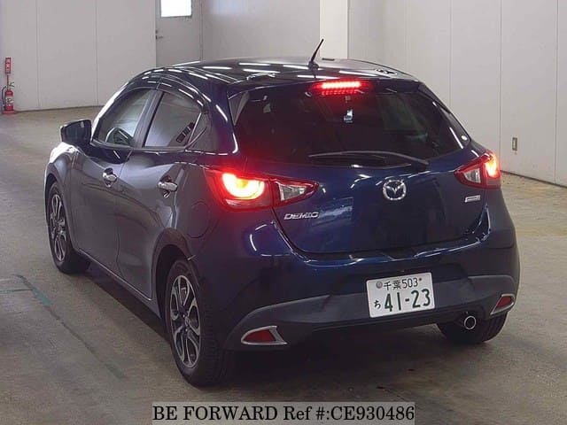 Mazda DEMIO XD TOURING — фото 3