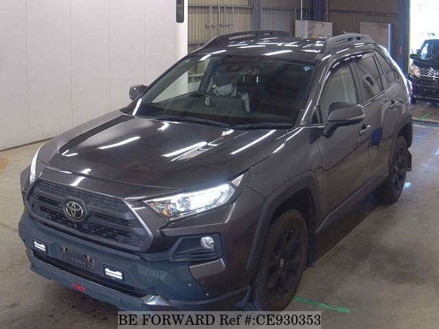 Toyota RAV4 ADVENTURE OFFROAD PACKAGE — фото 1