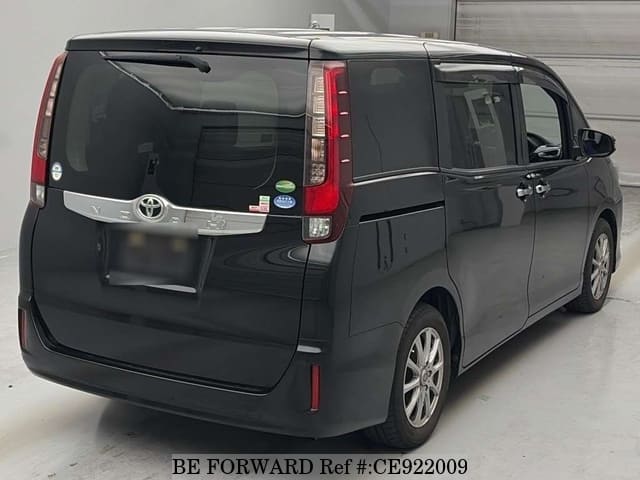 Toyota NOAH X DELIGHT PLUS — фото 2