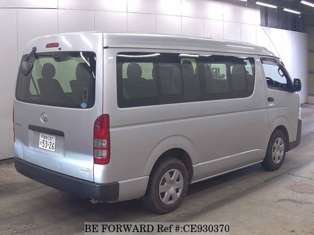 Toyota HIACE WAGON DX — фото 2