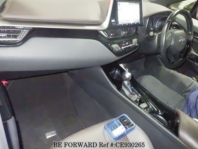 Toyota C-HR HYBRID G — фото 3