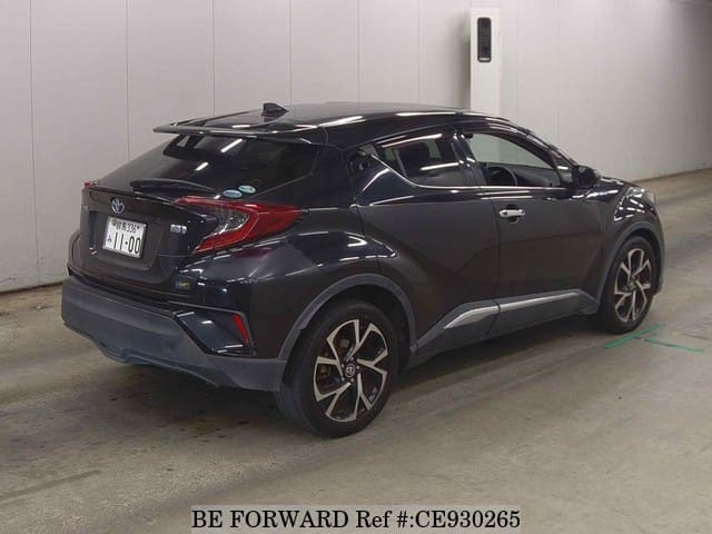Toyota C-HR HYBRID G — фото 2