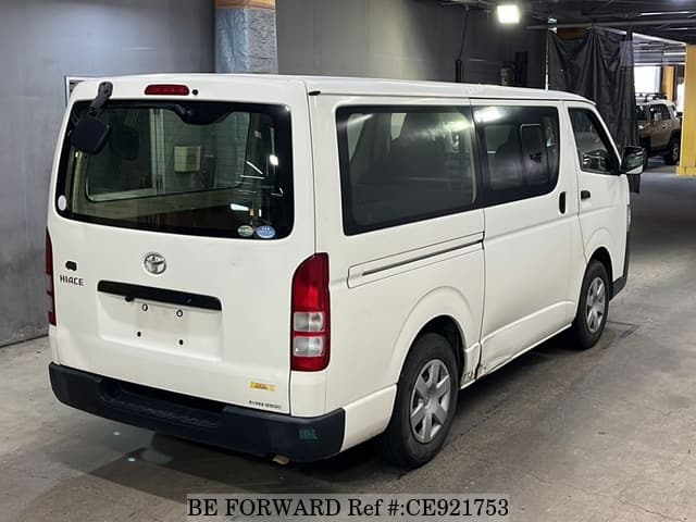 Toyota HIACE VAN DX — фото 5