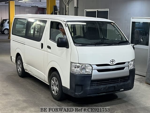 Toyota HIACE VAN DX — фото 4