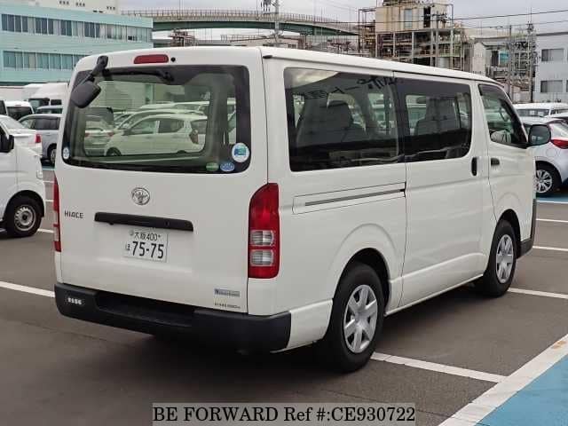Toyota HIACE VAN DX — фото 2