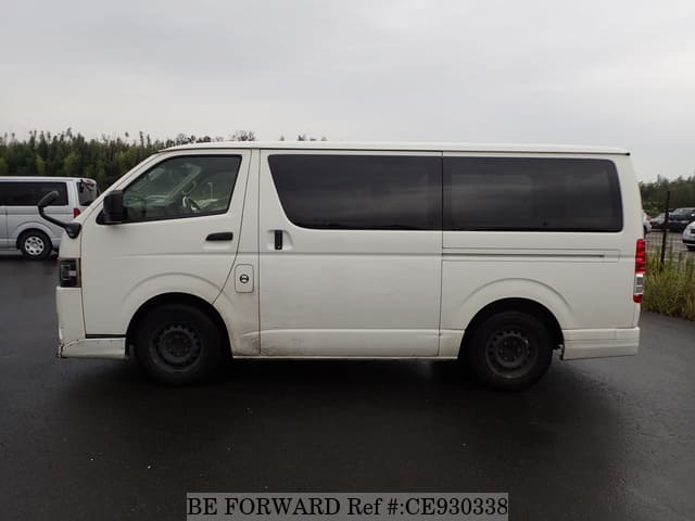 2020 Toyota Hiace, photo 2 of 3