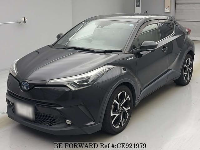Toyota C-HR HYBRID G — фото 1