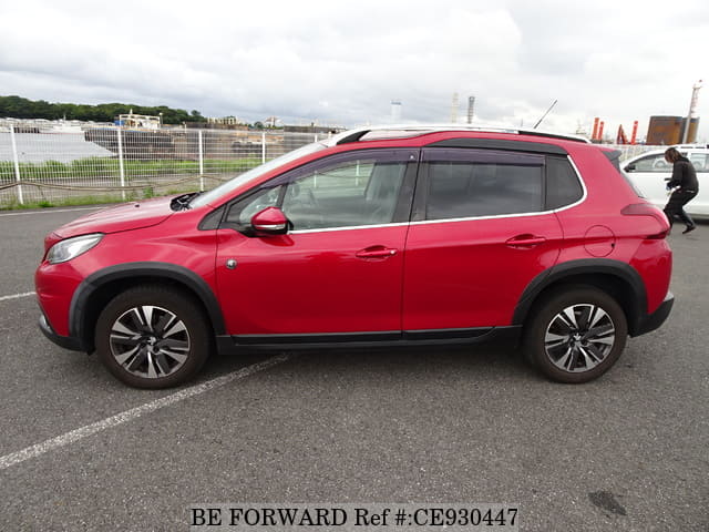 2020 Peugeot 2008, photo 2 of 3