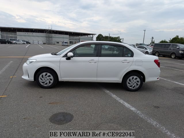2021 Toyota Corolla, photo 2 of 3