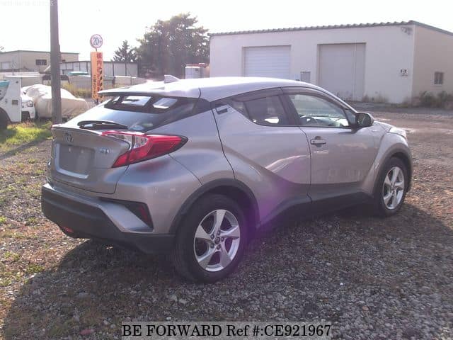Toyota C-HR HYBRID S — фото 5