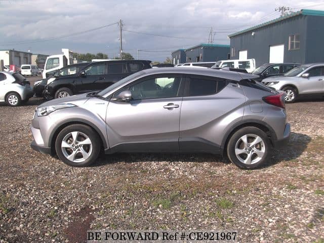 Toyota C-HR HYBRID S — фото 2
