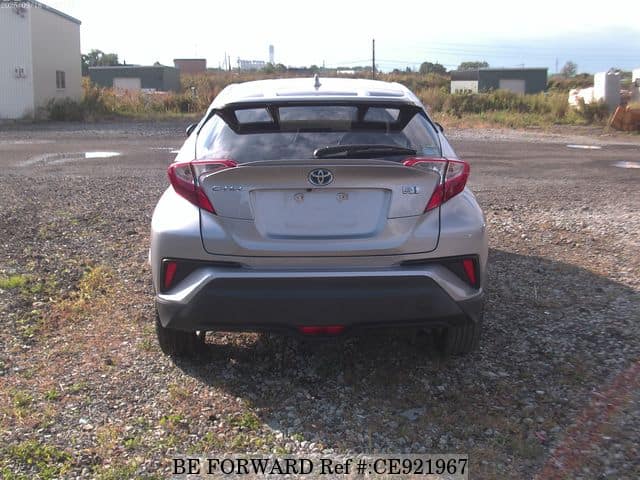 Toyota C-HR HYBRID S — фото 4