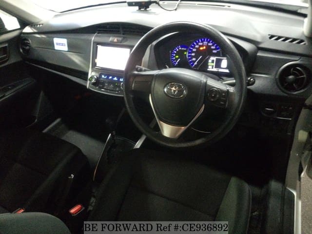 Toyota COROLLA FIELDER HYBRID — фото 3
