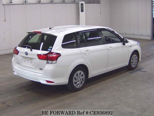 Toyota COROLLA FIELDER HYBRID — фото 2