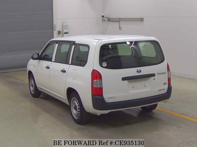 2021 Toyota Probox, photo 2 of 2