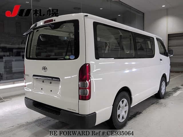 2019 Toyota Hiace, photo 2 of 3