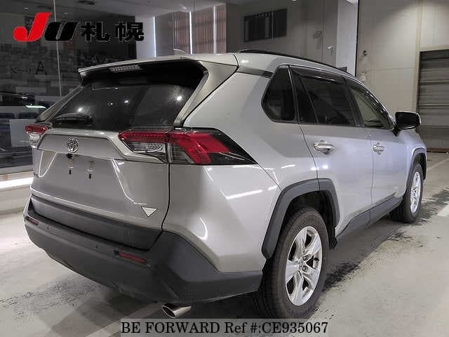 2021 Toyota Rav4, photo 2 of 3