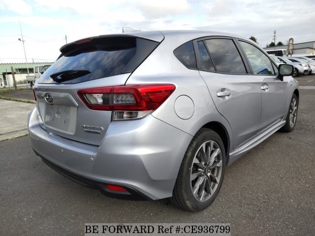 2021 Subaru Impreza, photo 2 of 3