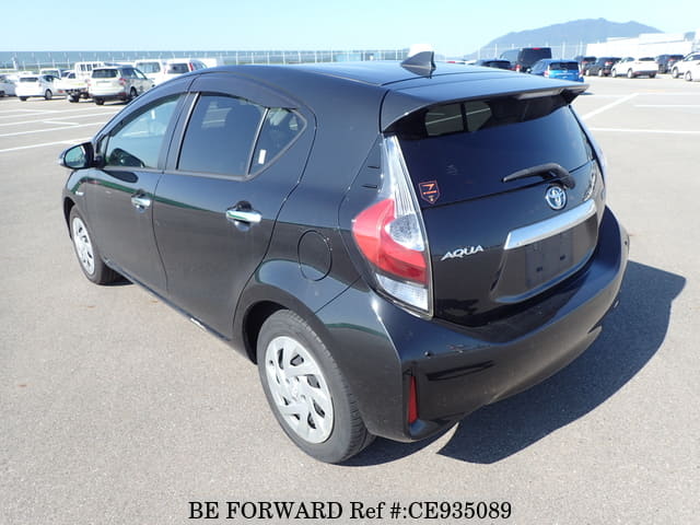 2019 Toyota Aqua, photo 3 of 3
