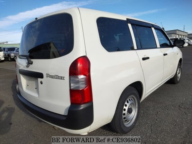 2021 Toyota Probox, photo 2 of 3