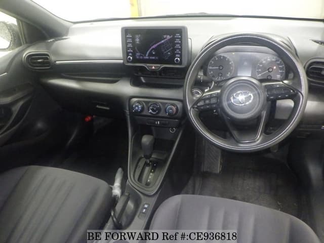 2021 Toyota Yaris, photo 3 of 3