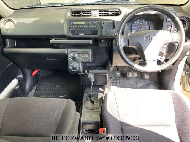 2021 Toyota Probox, photo 3 of 3