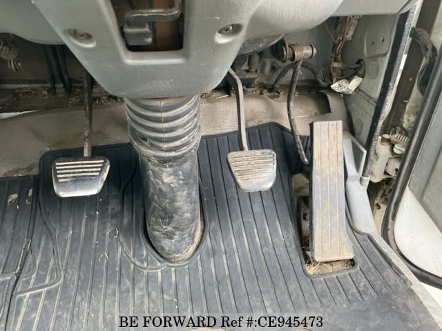 MITSUBISHI CANTER GUTS — фото 4