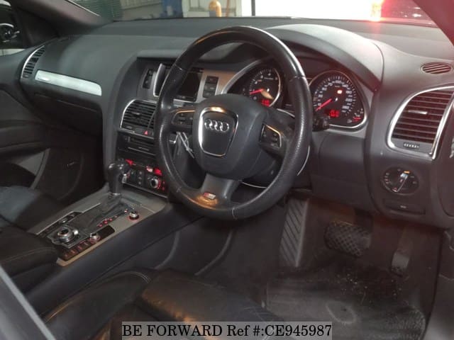 AUDI Q7 3.0 TFSI QUATTRO S LINE PACKAGE — фото 3