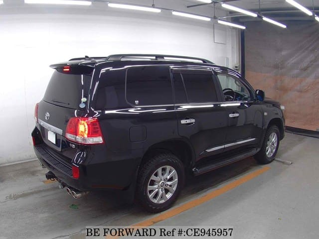 Toyota LAND CRUISER ZX — фото 2
