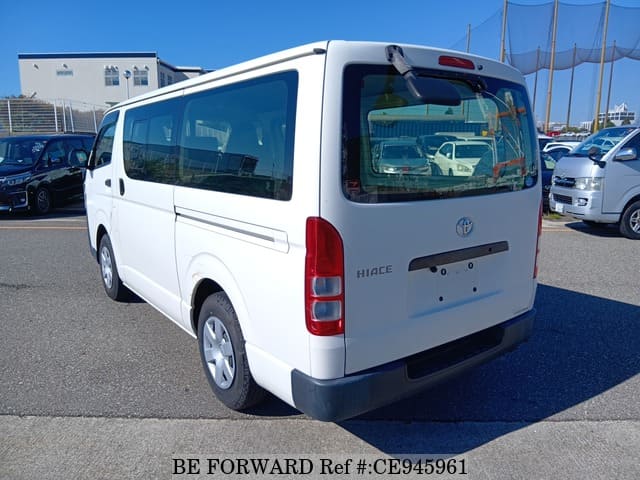2019 Toyota Hiace, photo 3 of 3
