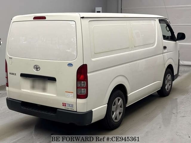 2019 Toyota Hiace, photo 2 of 2