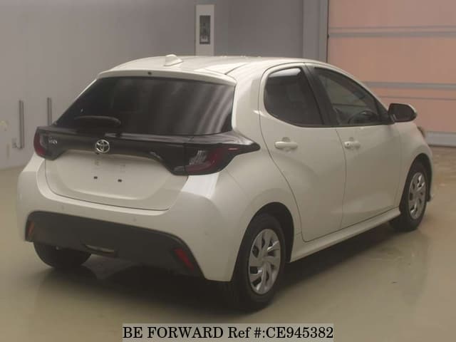 2020 Toyota Yaris, photo 2 of 2