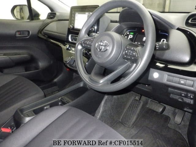 2022 Toyota Aqua, photo 3 of 3