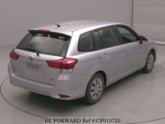 Toyota COROLLA FIELDER HYBRID — фото 2