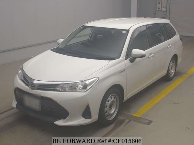 Toyota COROLLA FIELDER HYBRID — фото 1