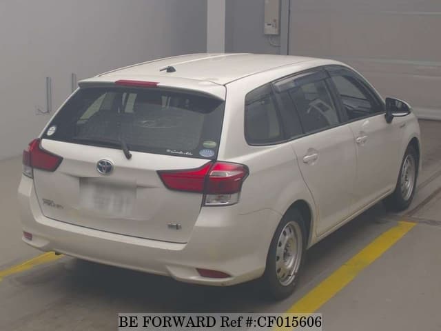 Toyota COROLLA FIELDER HYBRID — фото 2