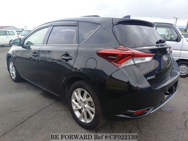 Toyota AURIS HYBRID — фото 5