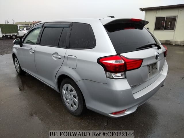 Toyota COROLLA FIELDER HYBRID — фото 5
