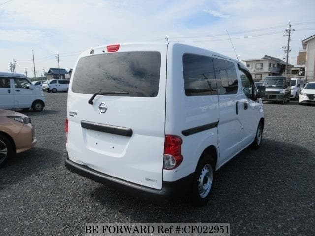 2020 Nissan Vanette, photo 2 of 3