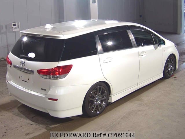 Toyota WISH 2.0G — фото 2
