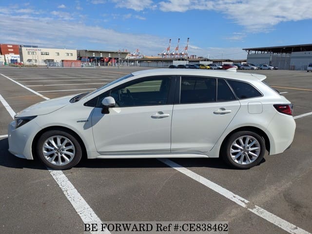 2020 Toyota Corolla, photo 2 of 3