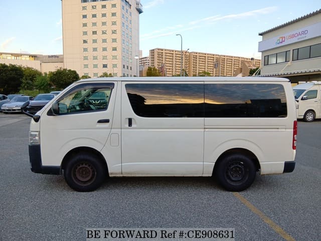 2021 Toyota Hiace, photo 2 of 3