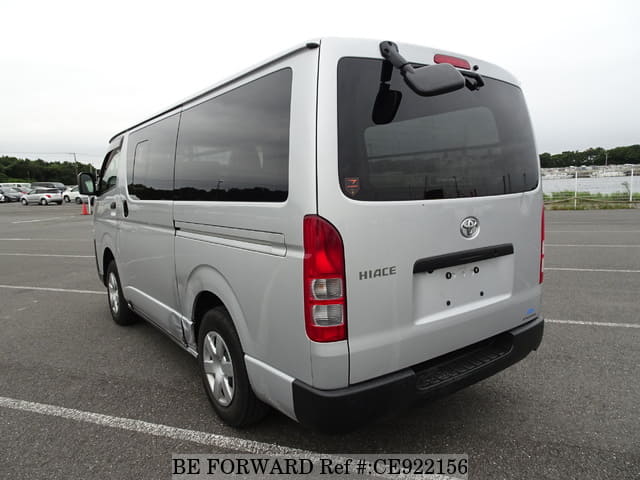 2022 Toyota Hiace, photo 3 of 3